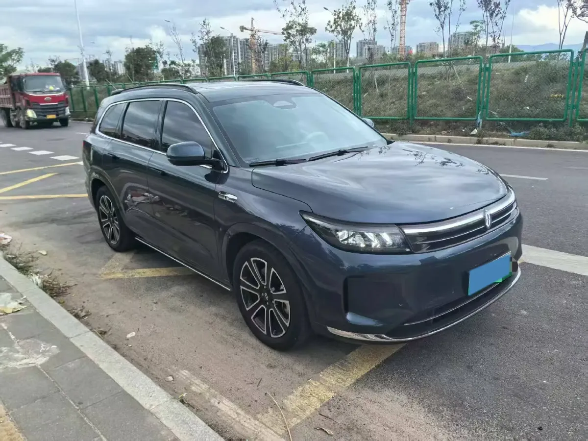 2024 AITO AITO M7 1.5T 152HP L4 REEV 42KWH,autocango,china used car exporter,china ev exporter,chinese used car exporter,chinese used ev exporter