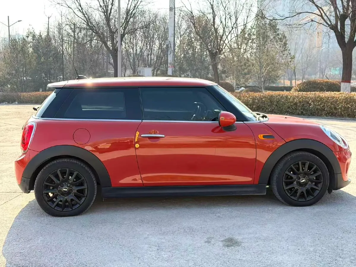 2019 MINI MINI 1.5T 102HP L3 7DCT,autocango,china used car exporter,china ev exporter,chinese used car exporter,chinese used ev exporter