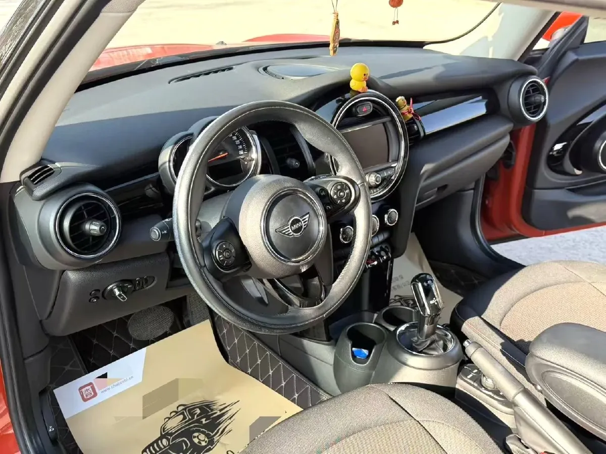 2019 MINI MINI 1.5T 102HP L3 7DCT,autocango,china used car exporter,china ev exporter,chinese used car exporter,chinese used ev exporter