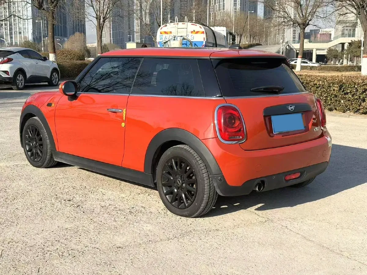 2019 MINI MINI 1.5T 102HP L3 7DCT,autocango,china used car exporter,china ev exporter,chinese used car exporter,chinese used ev exporter