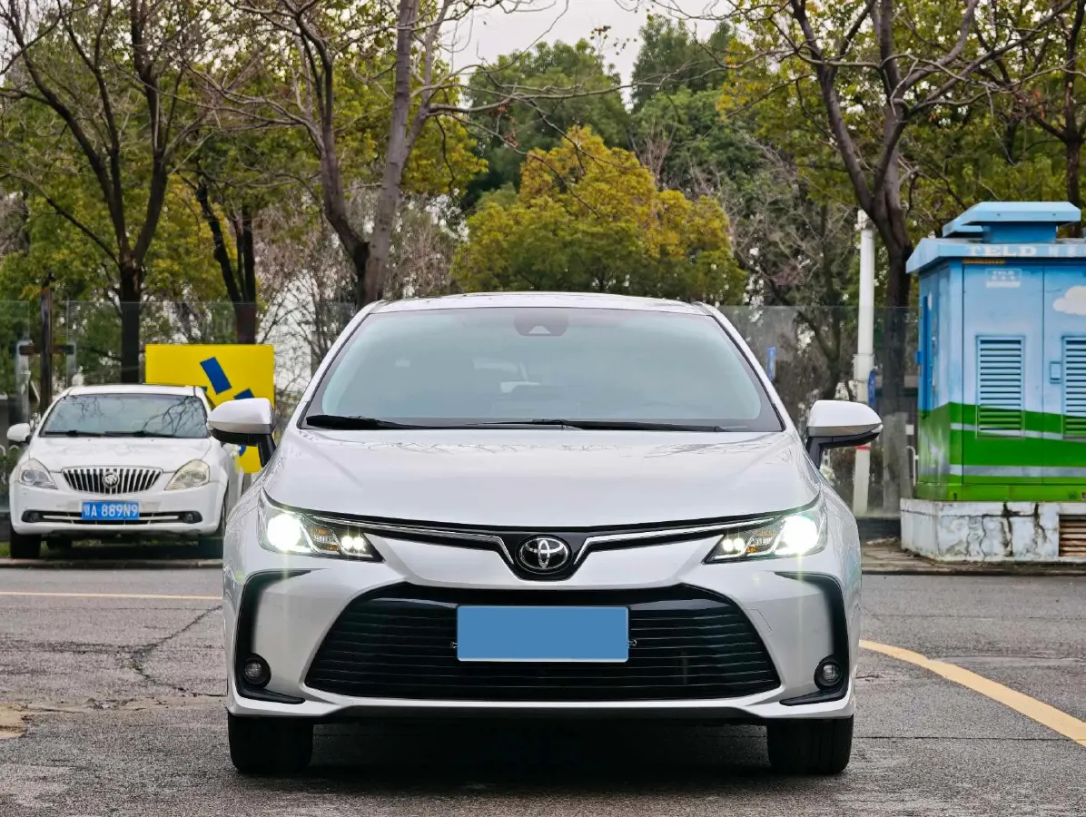 2021 Toyota Corolla 1.2T 116HP L4 CVT,autocango,china used car exporter,china ev exporter,chinese used car exporter,chinese used ev exporter