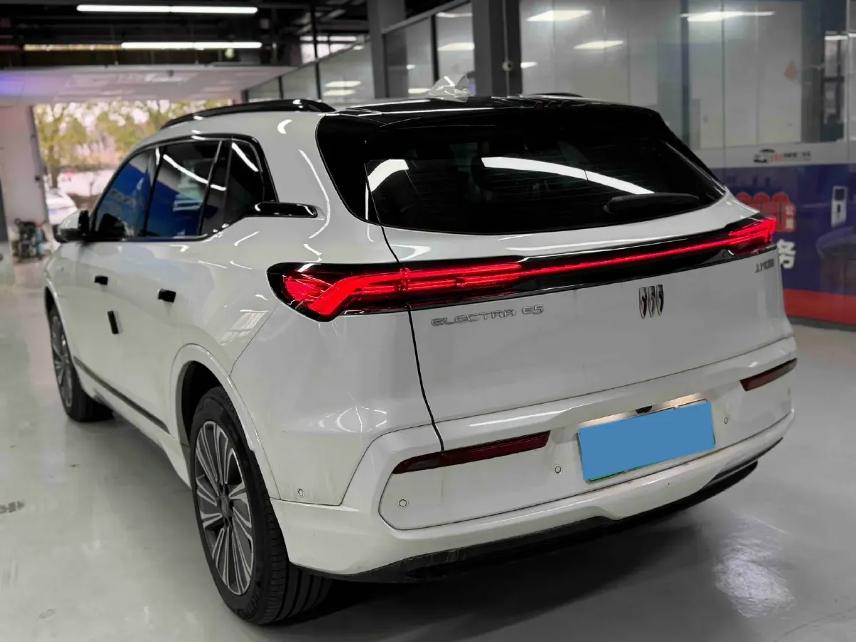 2023 Buick Larcosse 2.0T 237HP L4 9AT,autocango,china used car exporter,china ev exporter,chinese used car exporter,chinese used ev exporter