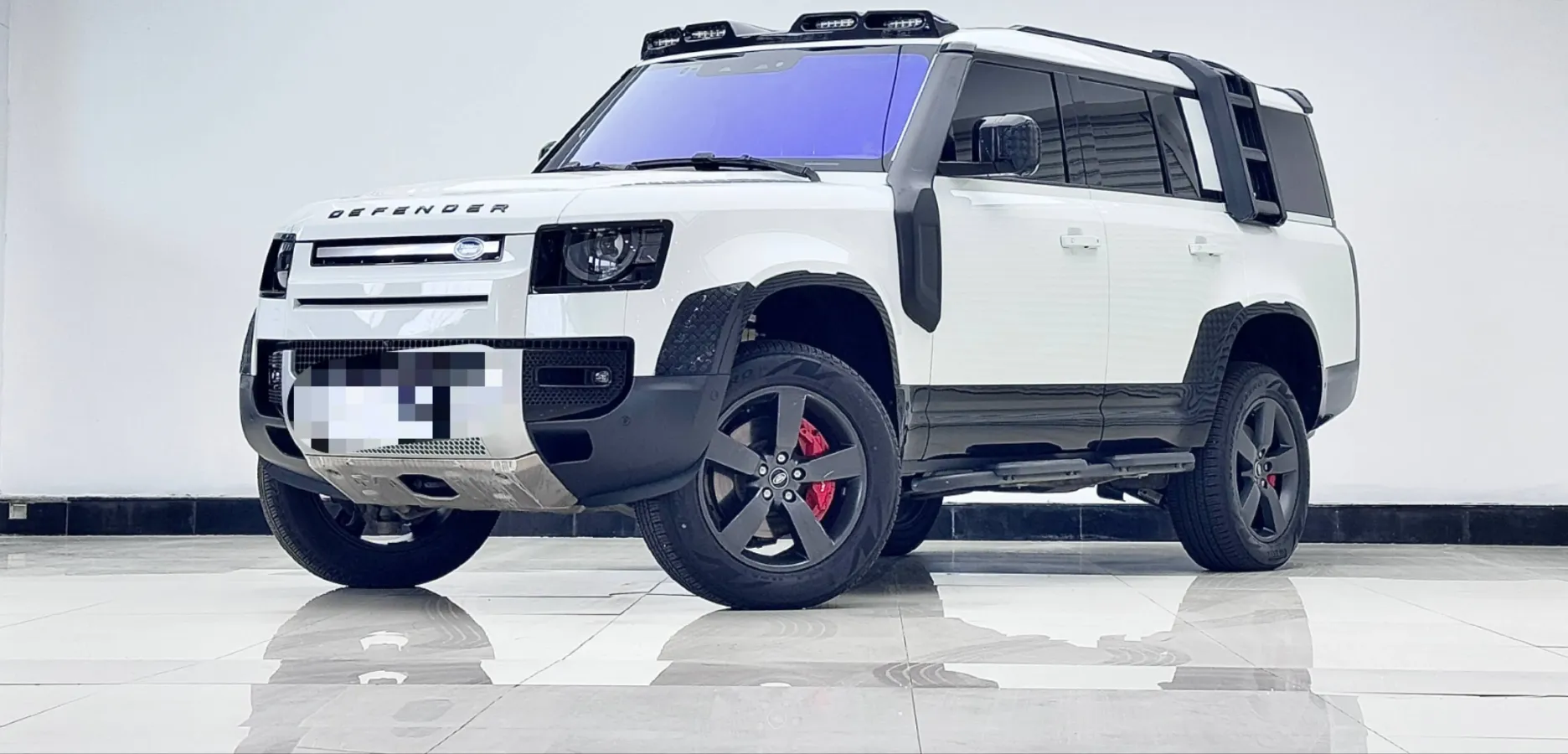 2023 Land Rover Defender 3.0T 400HP L6 8AT,autocango,china used car exporter,china ev exporter,chinese used car exporter,chinese used ev exporter