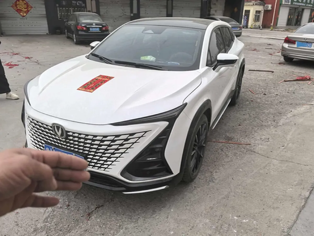 2023 ChangAn UNI-T 1.5T 188HP L4 7DCT,autocango,china used car exporter,china ev exporter,chinese used car exporter,chinese used ev exporter