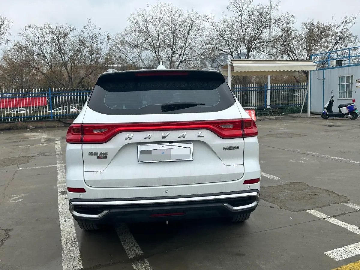 2021 Haval M6 1.5T 150HP L4 7DCT,autocango,china used car exporter,china ev exporter,chinese used car exporter,chinese used ev exporter