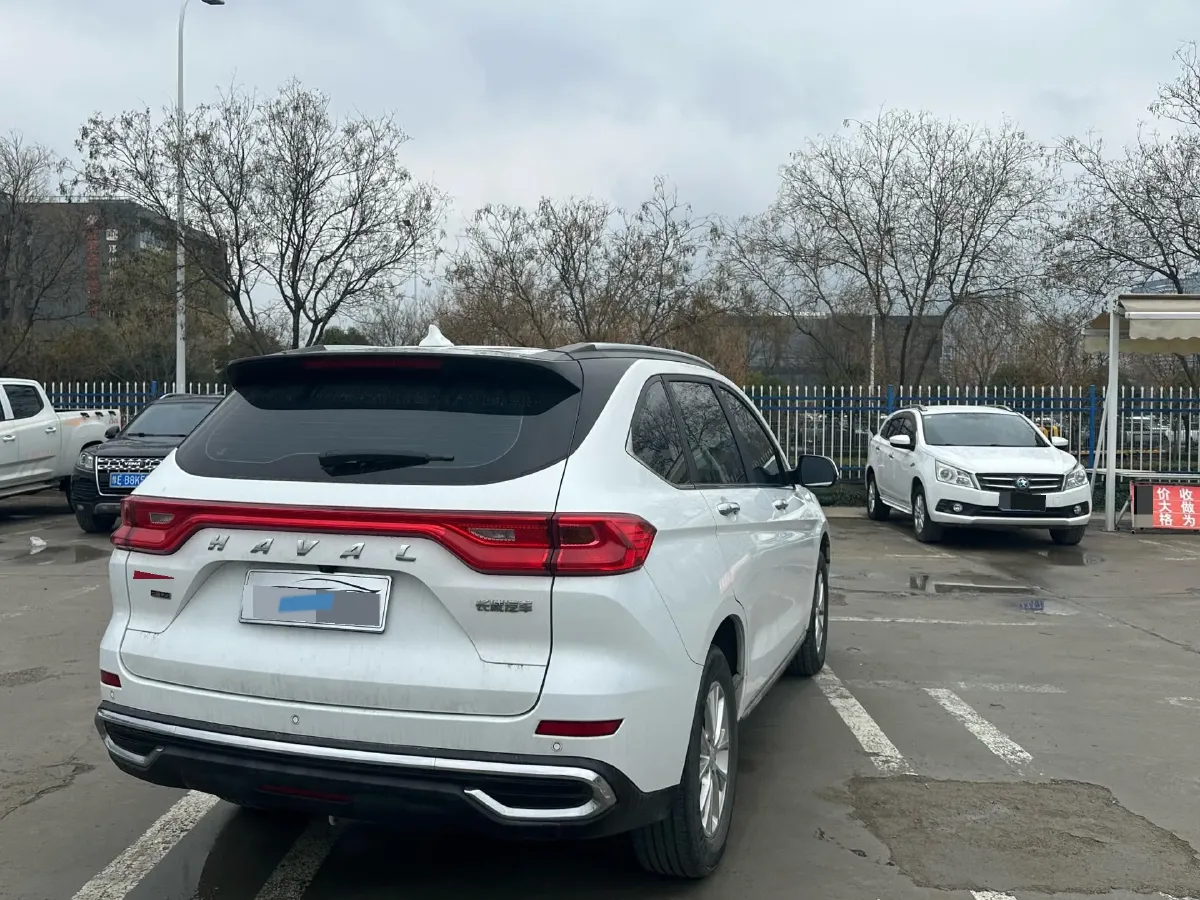 2021 Haval M6 1.5T 150HP L4 7DCT,autocango,china used car exporter,china ev exporter,chinese used car exporter,chinese used ev exporter