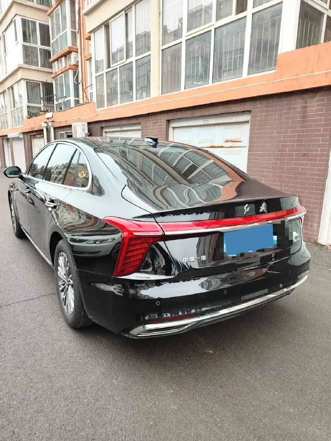2023 HongQi H5 1.5T 169HP L4 7DCT,autocango,china used car exporter,china ev exporter,chinese used car exporter,chinese used ev exporter