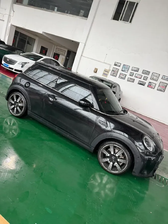 2023 MINI MINI 2.0T 178HP L4 7DCT,autocango,china used car exporter,china ev exporter,chinese used car exporter,chinese used ev exporter