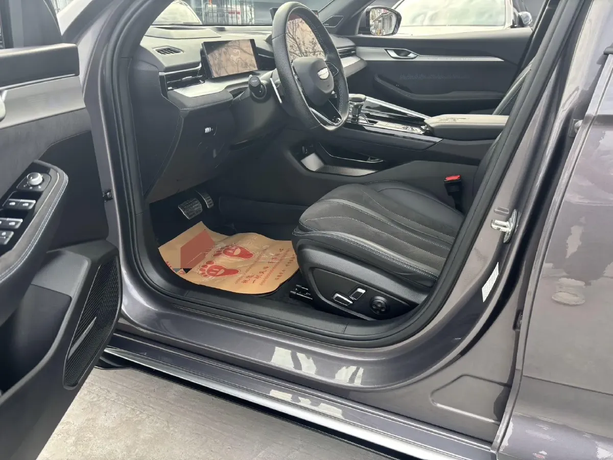 2025 Geely Preface 2.0T 238HP L4 8AT,autocango,china used car exporter,china ev exporter,chinese used car exporter,chinese used ev exporter