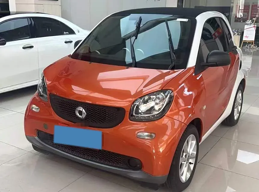2018 Smart smart forfour 0.9T 90HP L3 6DCT,autocango,china used car exporter,china ev exporter,chinese used car exporter,chinese used ev exporter