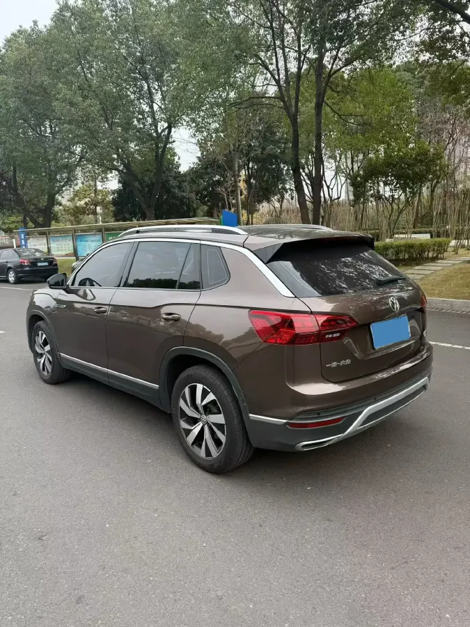 2019 MINI CLUBMAN 1.5T 102HP L3 6AT,autocango,china used car exporter,china ev exporter,chinese used car exporter,chinese used ev exporter