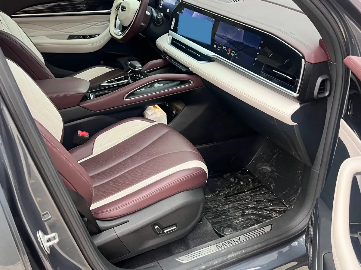 2021 Geely Monjaro 2.0T 218HP L4 7DCT,autocango,china used car exporter,china ev exporter,chinese used car exporter,chinese used ev exporter