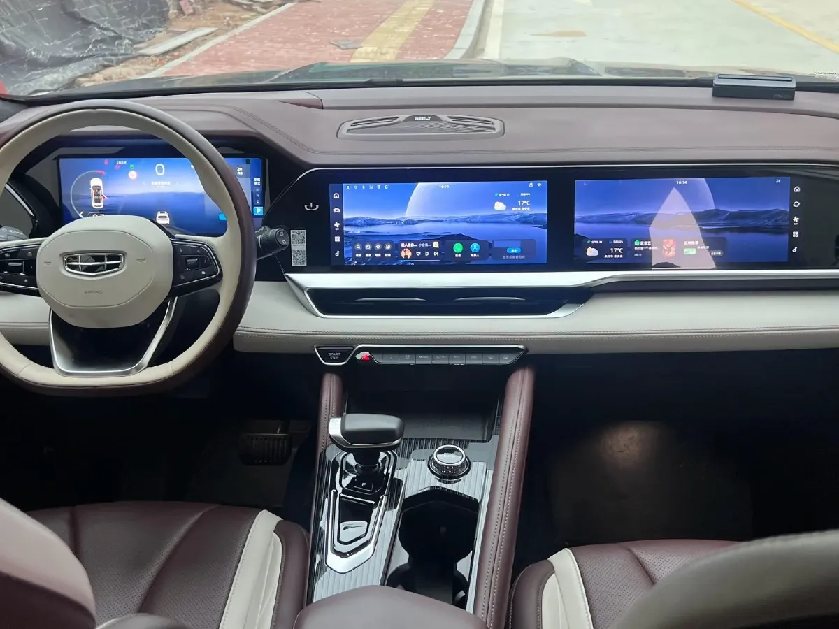 2021 Geely Monjaro 2.0T 218HP L4 7DCT,autocango,china used car exporter,china ev exporter,chinese used car exporter,chinese used ev exporter