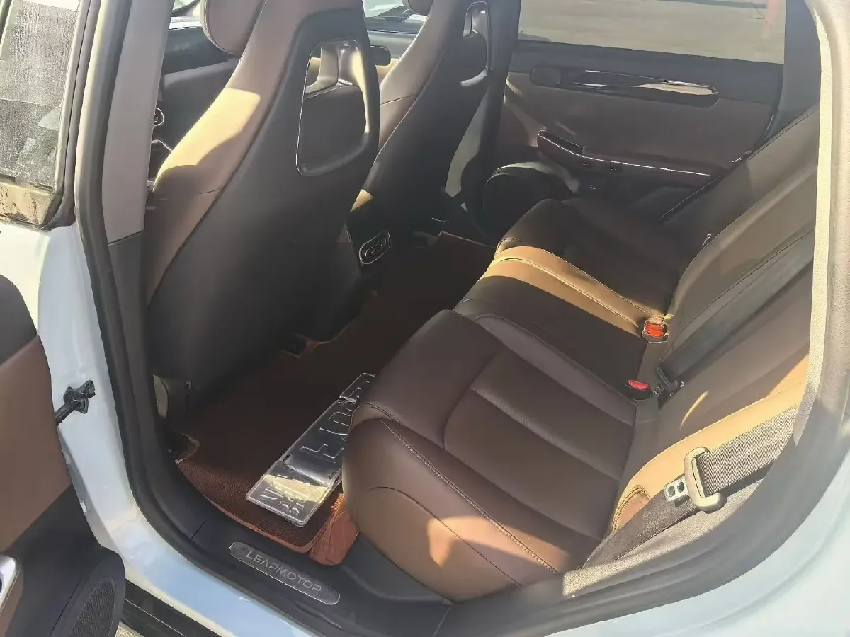 2022 Leapmotor C01 BEV 78.54KWH,autocango,china used car exporter,china ev exporter,chinese used car exporter,chinese used ev exporter