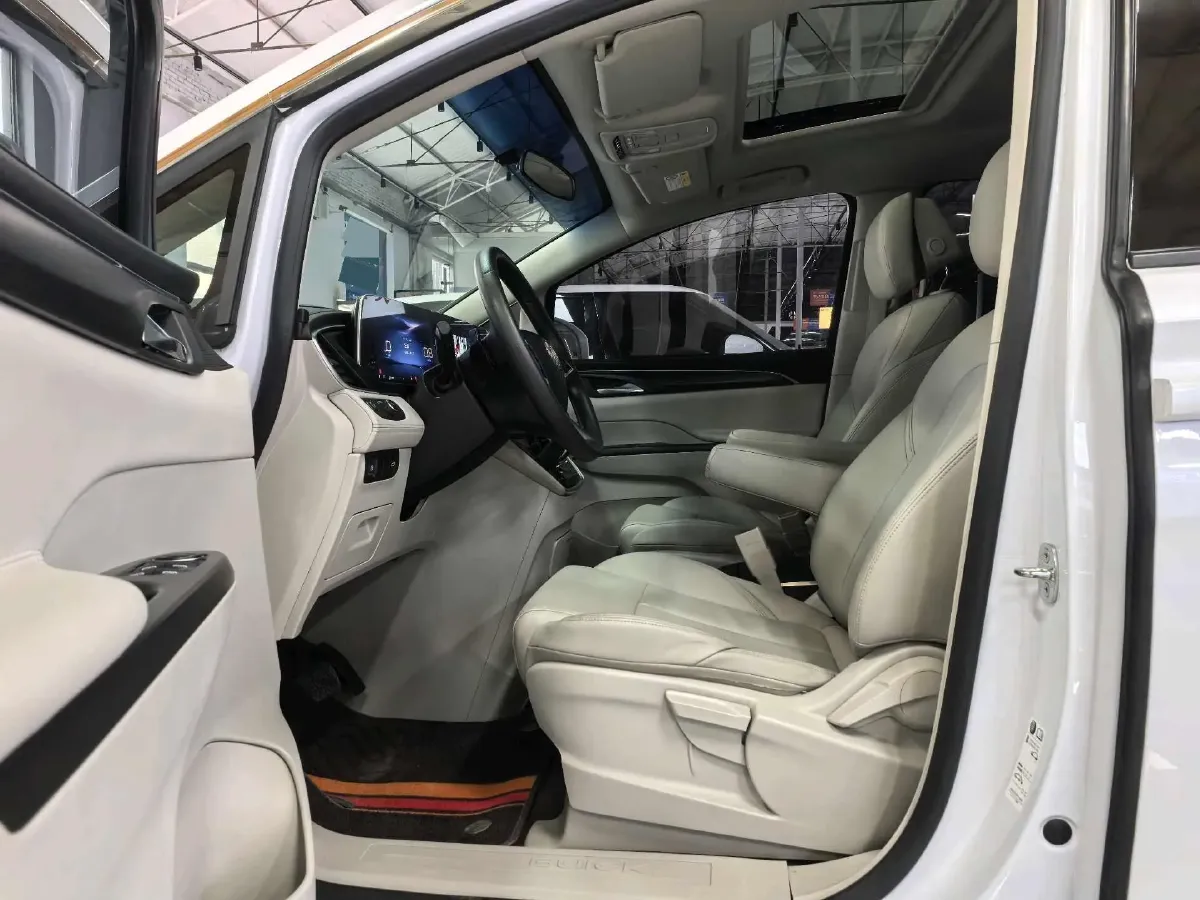 2023 Buick GL8 2.0T 237HP L4 9AT,autocango,china used car exporter,china ev exporter,chinese used car exporter,chinese used ev exporter