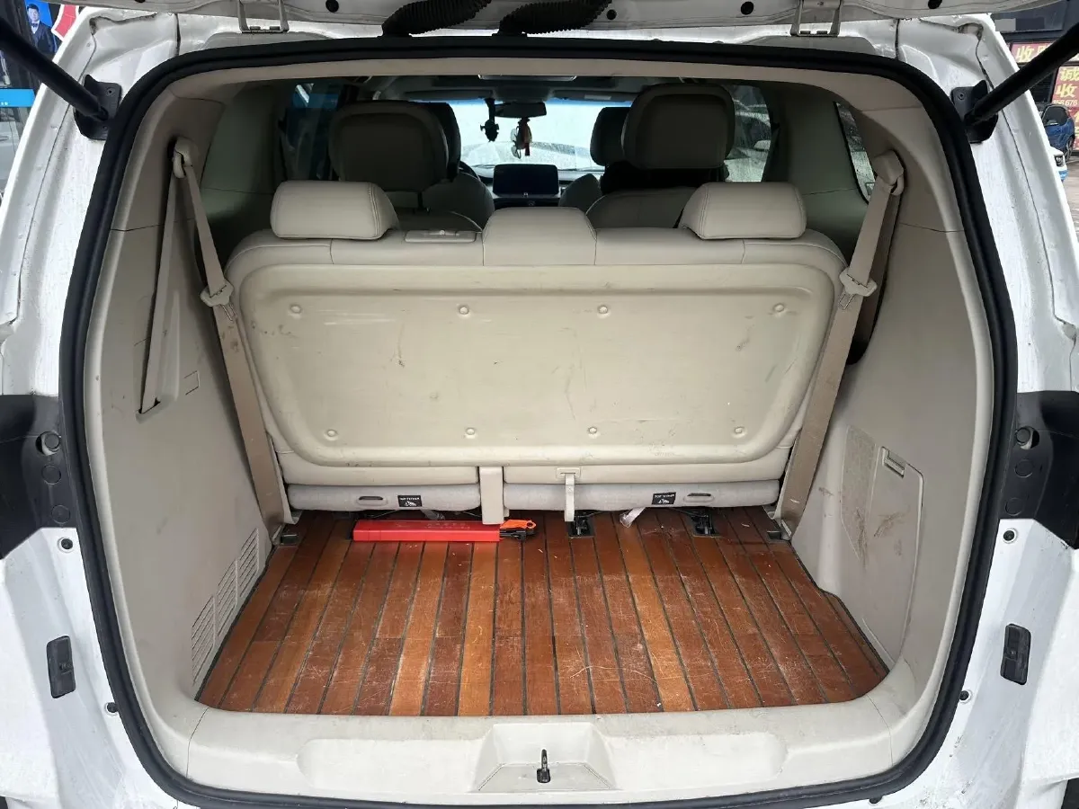 2021 Buick GL8 2.0T 237HP L4 9AT,autocango,china used car exporter,china ev exporter,chinese used car exporter,chinese used ev exporter