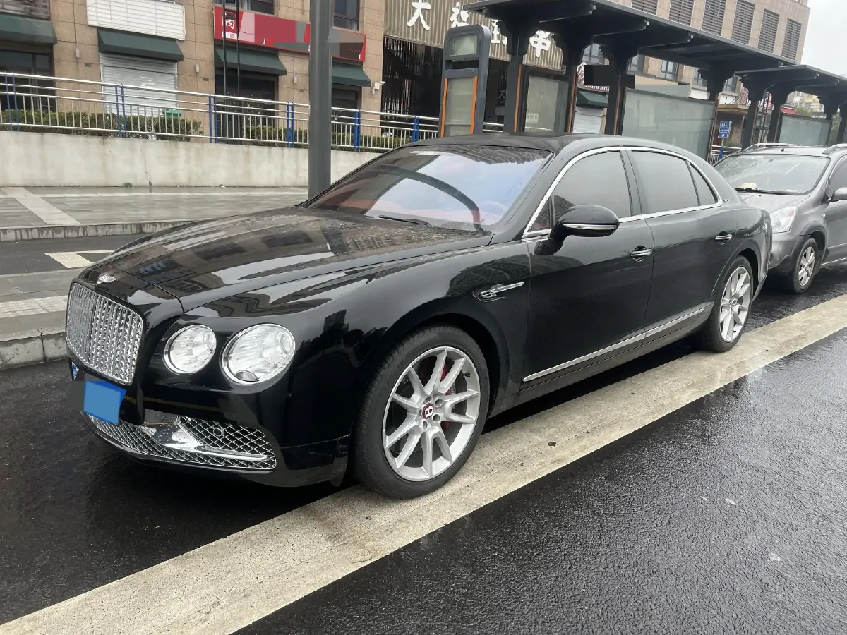 2017 Bentley Flying Spur 4.0T 507HP V8 8AT,autocango,china used car exporter,china ev exporter,chinese used car exporter,chinese used ev exporter