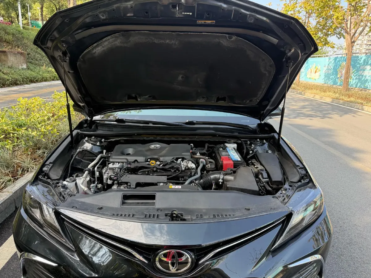 2021 Toyota Camry 2.5L 209HP L4 8AT,autocango,china used car exporter,china ev exporter,chinese used car exporter,chinese used ev exporter