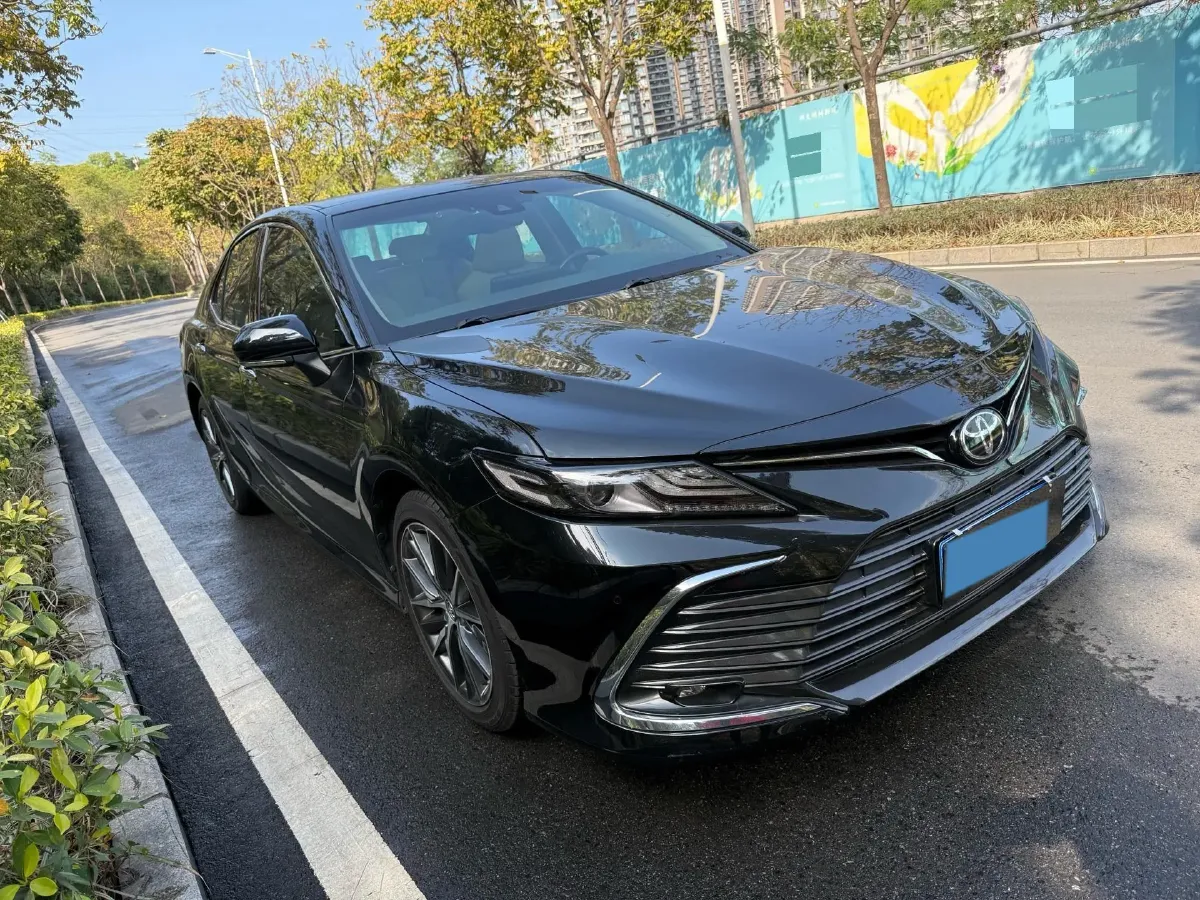 2021 Toyota Camry 2.5L 209HP L4 8AT,autocango,china used car exporter,china ev exporter,chinese used car exporter,chinese used ev exporter
