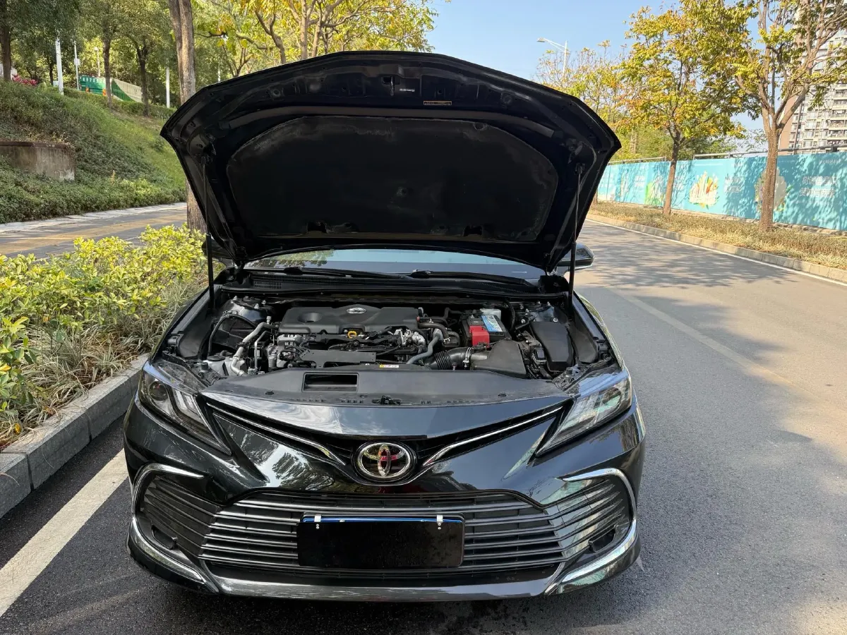 2021 Toyota Camry 2.5L 209HP L4 8AT,autocango,china used car exporter,china ev exporter,chinese used car exporter,chinese used ev exporter