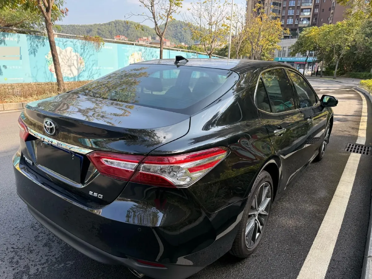 2021 Toyota Camry 2.5L 209HP L4 8AT,autocango,china used car exporter,china ev exporter,chinese used car exporter,chinese used ev exporter