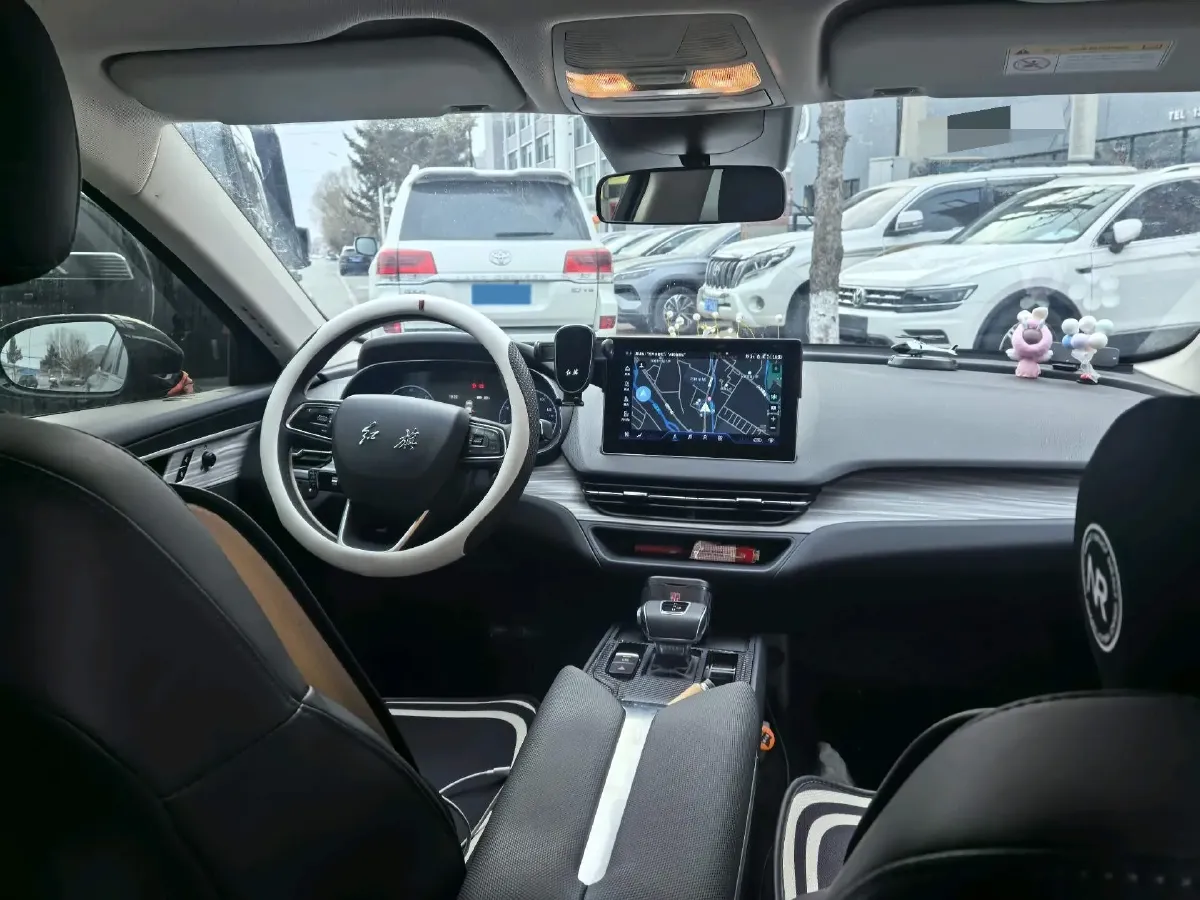 2024 HongQi E-QM5 BEV 72KWH,autocango,china used car exporter,china ev exporter,chinese used car exporter,chinese used ev exporter