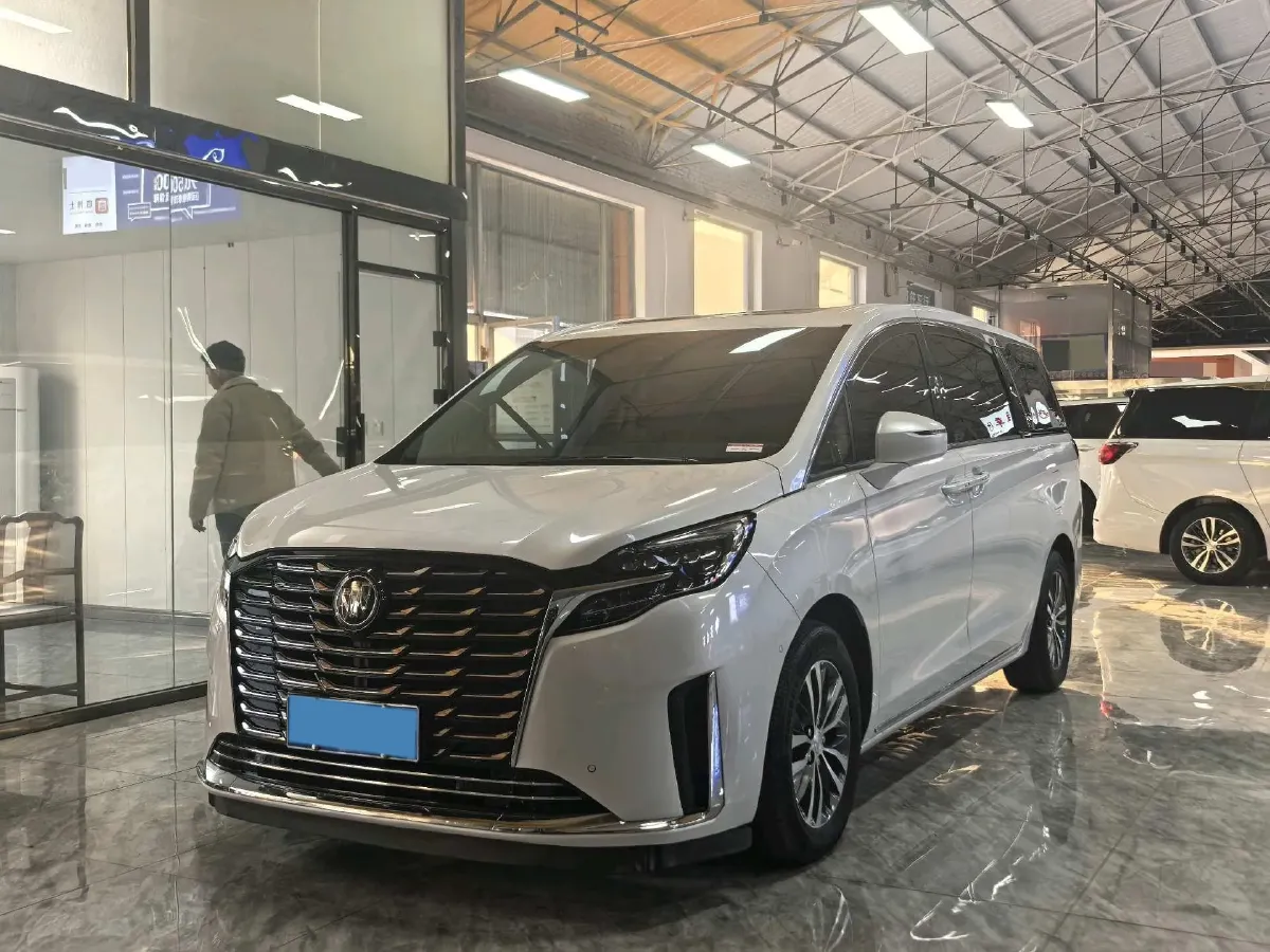 2023 Buick GL8 2.0T 237HP L4 9AT,autocango,china used car exporter,china ev exporter,chinese used car exporter,chinese used ev exporter