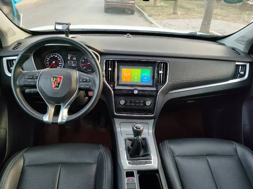 2018 Roewe i6 1.5T 169HP L4 6MT,autocango,china used car exporter,china ev exporter,chinese used car exporter,chinese used ev exporter