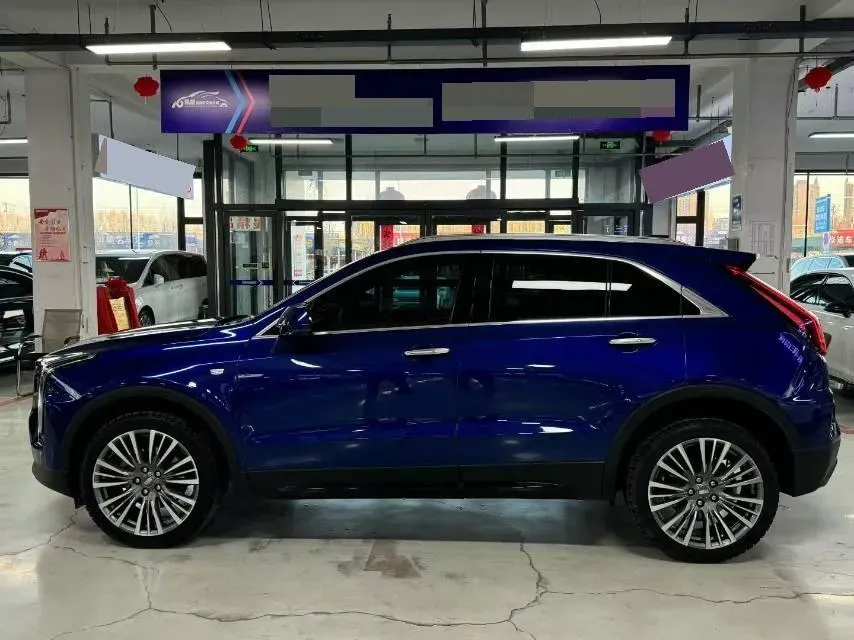 2024 Cadillac XT4 2.0T 237HP L4 9AT,autocango,china used car exporter,china ev exporter,chinese used car exporter,chinese used ev exporter