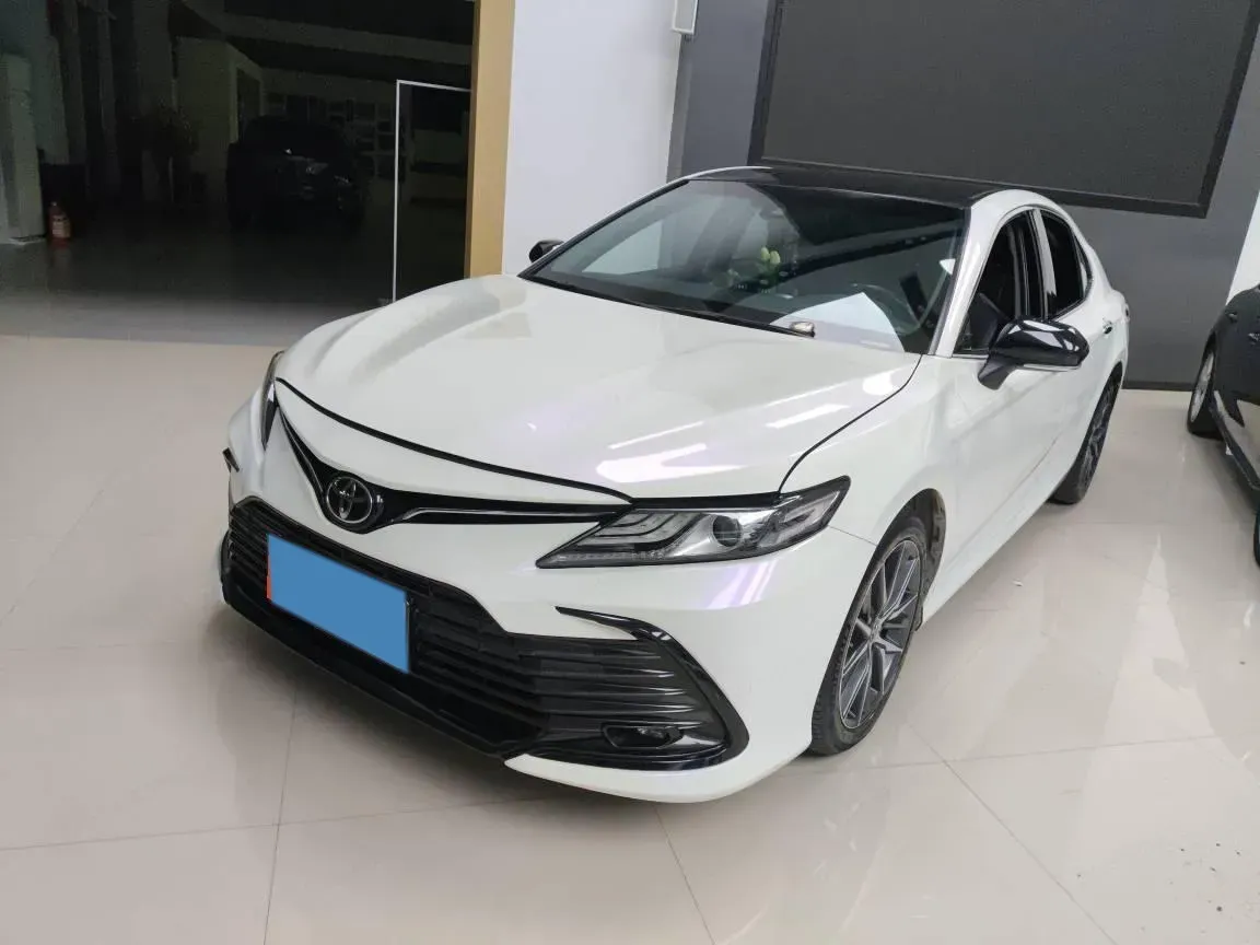 2021 Toyota Camry 2.5L 209HP L4 8AT,autocango,china used car exporter,china ev exporter,chinese used car exporter,chinese used ev exporter