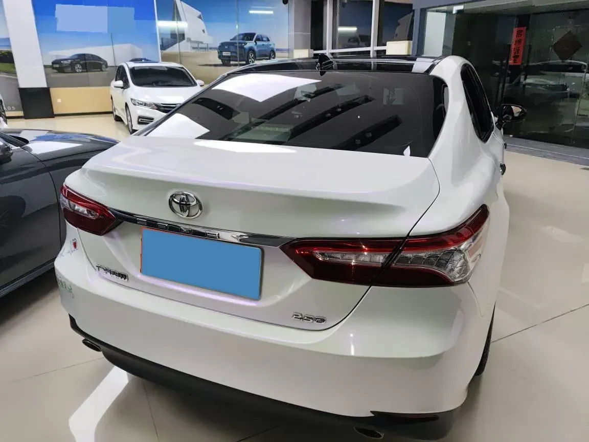 2021 Toyota Camry 2.5L 209HP L4 8AT,autocango,china used car exporter,china ev exporter,chinese used car exporter,chinese used ev exporter