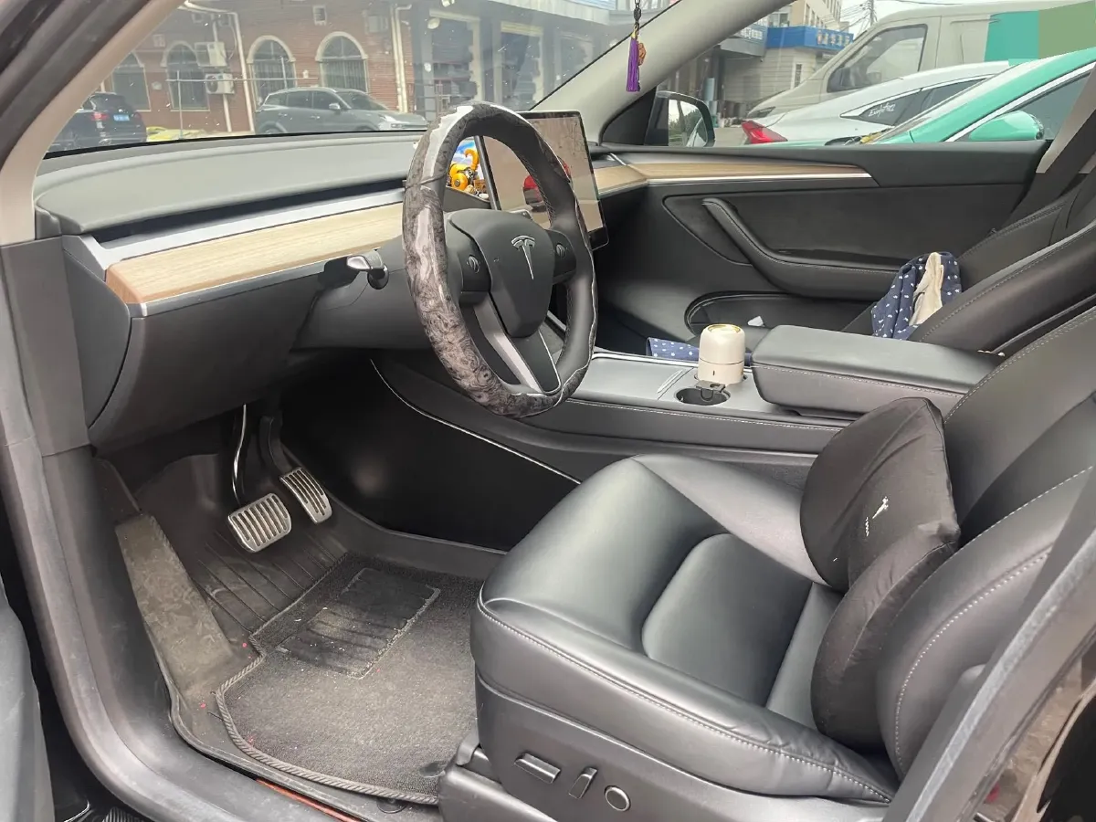 2022 Tesla Model Y BEV 60KWH,autocango,china used car exporter,china ev exporter,chinese used car exporter,chinese used ev exporter