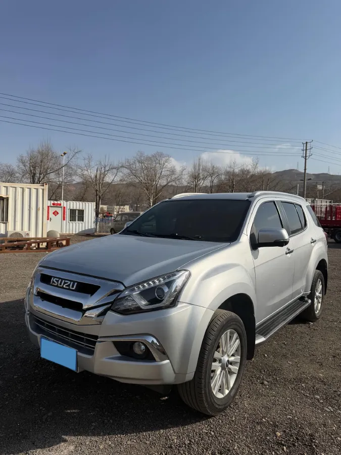 2020 Isuzu Mu-X 1.9T 166HP L4 6AT,autocango,china used car exporter,china ev exporter,chinese used car exporter,chinese used ev exporter
