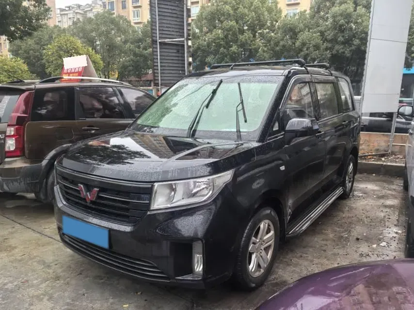 2019 WuLing HongGuang Plus 1.5T 147HP L4 6MT,autocango,china used car exporter,china ev exporter,chinese used car exporter,chinese used ev exporter