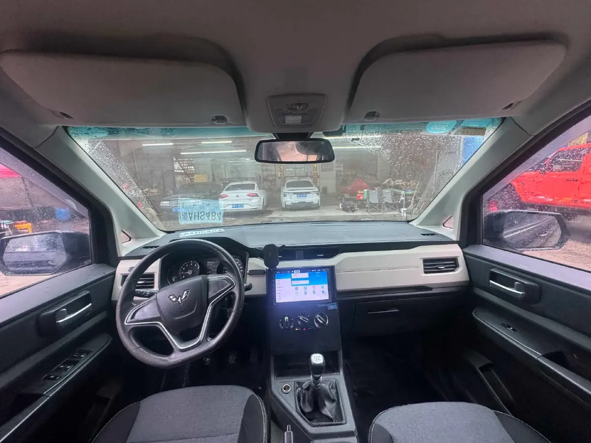 2019 WuLing HongGuang Plus 1.5T 147HP L4 6MT,autocango,china used car exporter,china ev exporter,chinese used car exporter,chinese used ev exporter