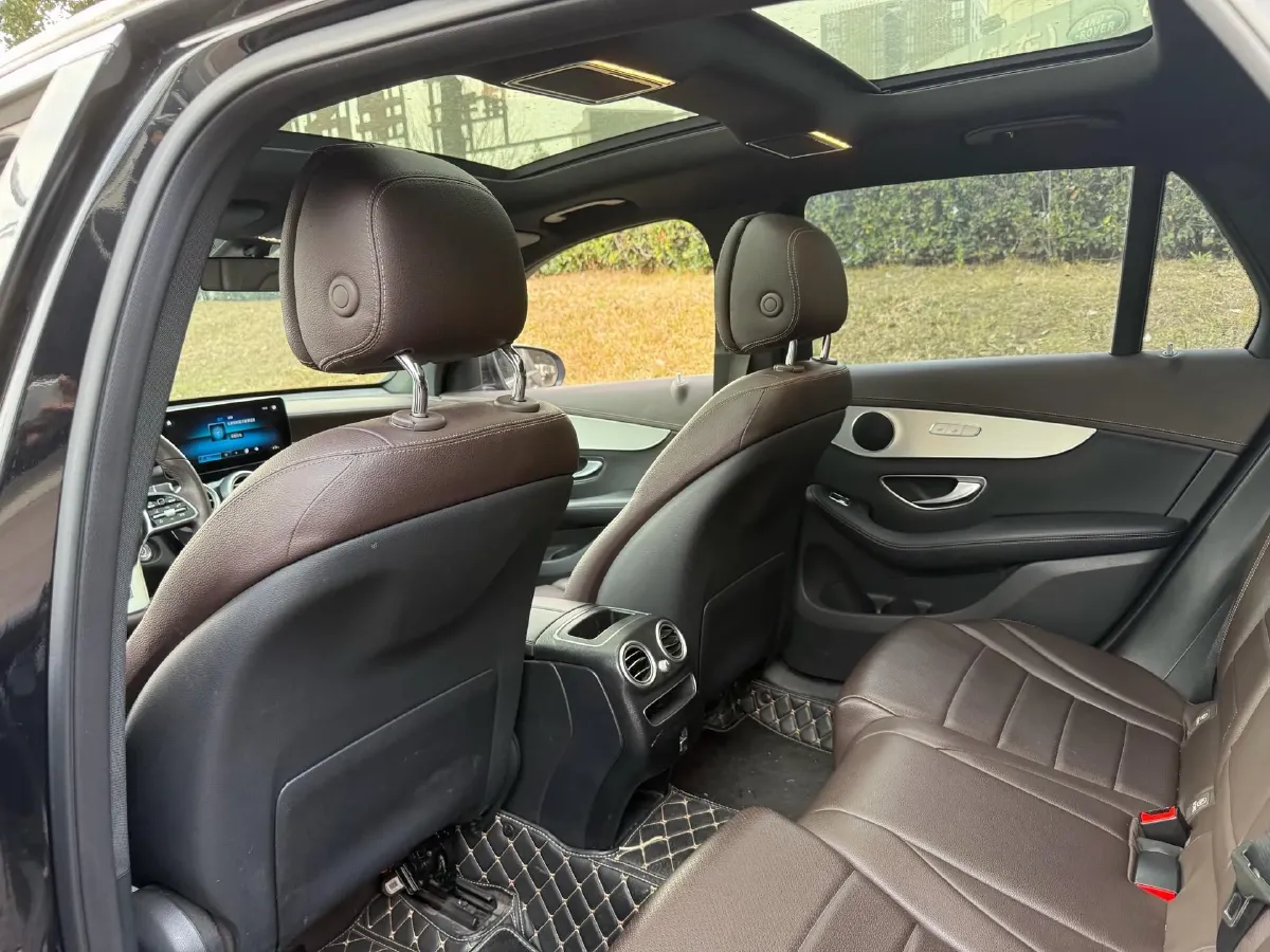 2021 Mercedes-Benz GLC Class 2.0T 197HP L4 9AT,autocango,china used car exporter,china ev exporter,chinese used car exporter,chinese used ev exporter
