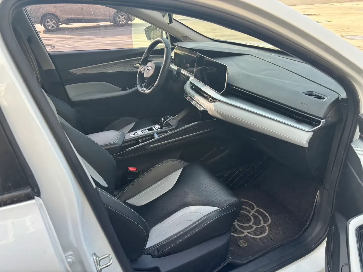 2024 Geely Binray 1.5T 181HP L4 7DCT,autocango,china used car exporter,china ev exporter,chinese used car exporter,chinese used ev exporter