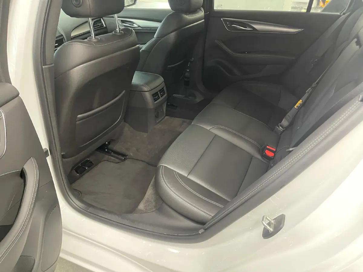 2022 Cadillac CT5 2.0T 237HP L4 10AT,autocango,china used car exporter,china ev exporter,chinese used car exporter,chinese used ev exporter