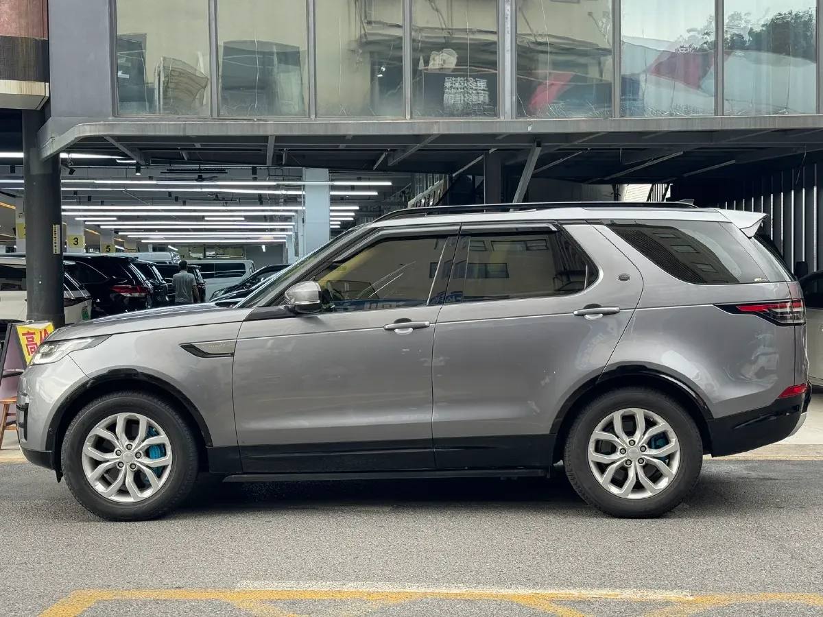 2020 Land Rover Discovery 3.0T 340HP V6 8AT,autocango,china used car exporter,china ev exporter,chinese used car exporter,chinese used ev exporter