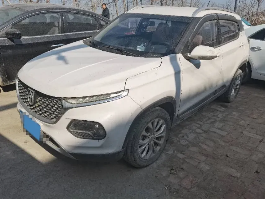2019 BaoJun 510 1.5L 112HP L4 6MT,autocango,china used car exporter,china ev exporter,chinese used car exporter,chinese used ev exporter