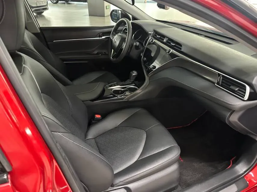 2019 Toyota Camry 2.0L 178HP L4 CVT,autocango,china used car exporter,china ev exporter,chinese used car exporter,chinese used ev exporter