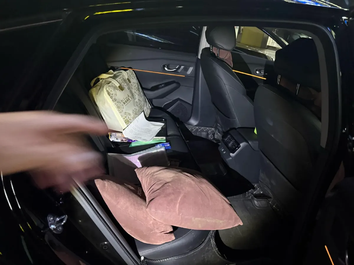 2023 Honda Accord 1.5T 192HP L4 CVT,autocango,china used car exporter,china ev exporter,chinese used car exporter,chinese used ev exporter