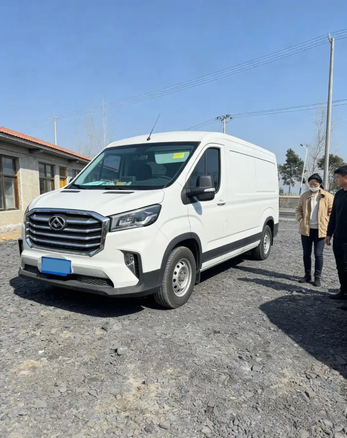 2022 JMC YuHu 9 2.0T 220HP L4 6MT,autocango,china used car exporter,china ev exporter,chinese used car exporter,chinese used ev exporter
