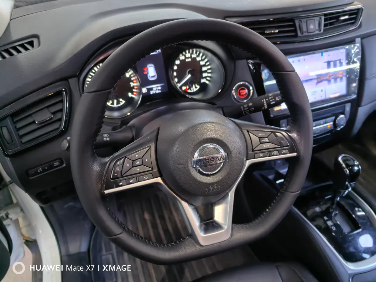 2021 Nissan X-Trail 2.0L 151HP L4 CVT,autocango,china used car exporter,china ev exporter,chinese used car exporter,chinese used ev exporter