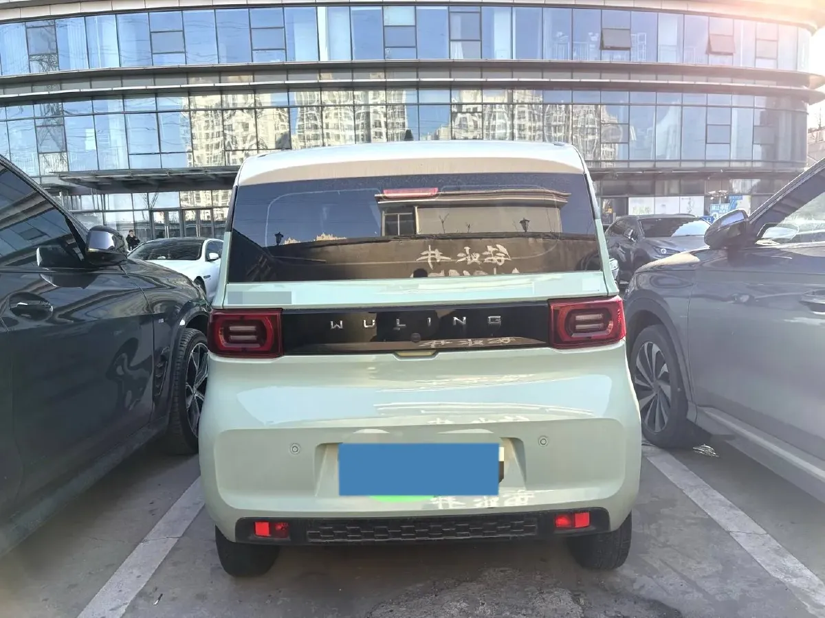 2021 WuLing HongGuang MINI EV BEV 13.9KWH,autocango,china used car exporter,china ev exporter,chinese used car exporter,chinese used ev exporter