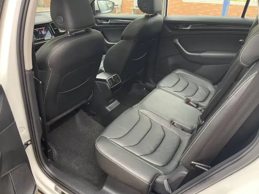 2019 Skoda Kodiak GT 2.0T 220HP L4 7DCT,autocango,china used car exporter,china ev exporter,chinese used car exporter,chinese used ev exporter