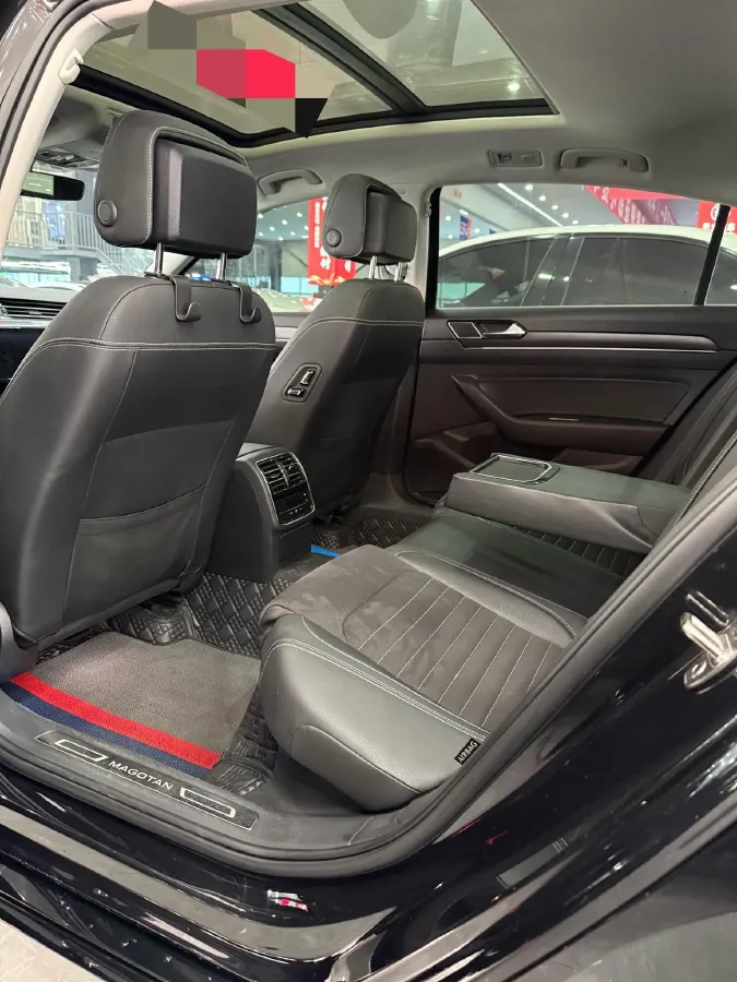 2021 Volkswagen Magotan 2.0T 186HP L4 7DCT,autocango,china used car exporter,china ev exporter,chinese used car exporter,chinese used ev exporter