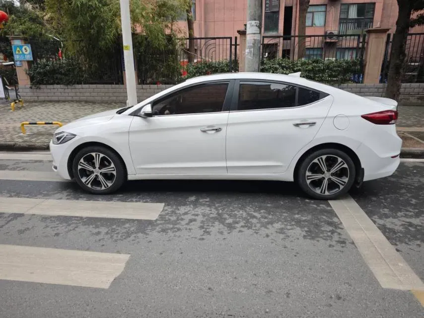 2018 Hyundai Elantra 1.4T 130HP L4 7DCT,autocango,china used car exporter,china ev exporter,chinese used car exporter,chinese used ev exporter