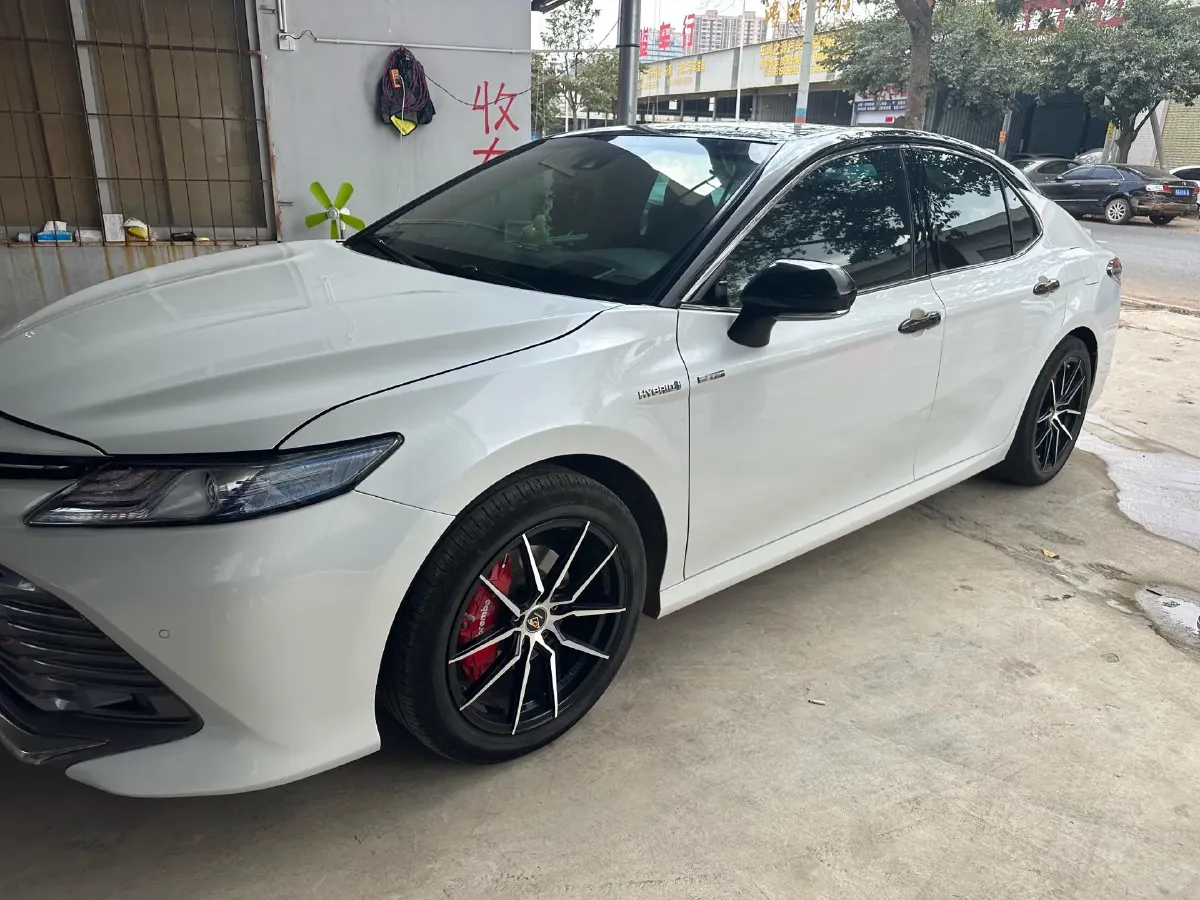 2019 Toyota Camry 2.5L 178HP L4 E-CVT Hybrid,autocango,china used car exporter,china ev exporter,chinese used car exporter,chinese used ev exporter