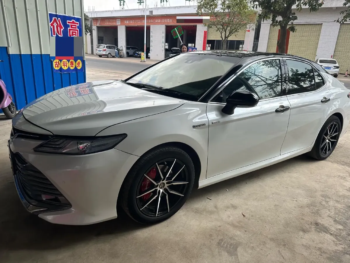 2019 Toyota Camry 2.5L 178HP L4 E-CVT Hybrid,autocango,china used car exporter,china ev exporter,chinese used car exporter,chinese used ev exporter